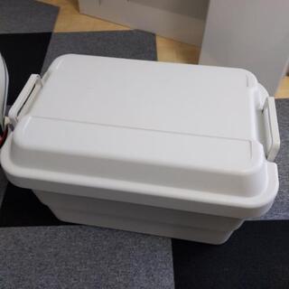 無印良品　頑丈収納ボックス　大サイズ　天板付き(２)の画像