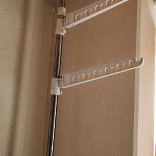 ☆低価格！伸縮できる！衣紋掛け、帽子掛け、これひとつ！！の画像