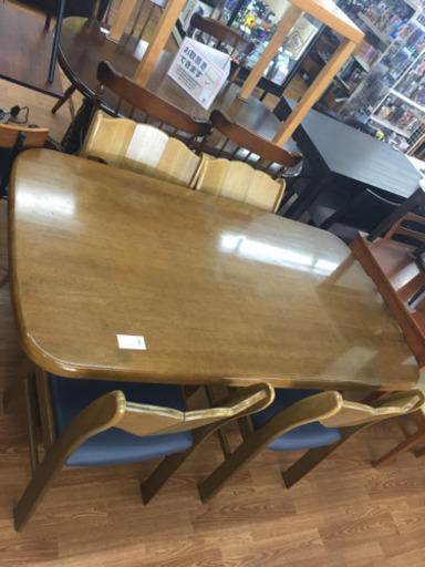 ダイニング5点セット売ります！！