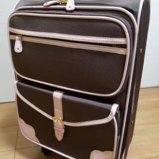 perfume ソフトキャリー 1泊～3泊 スーツケースの画像