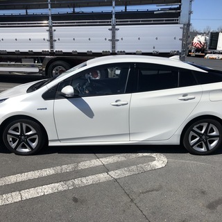 プリウス50　28年式　Aツーリングの画像