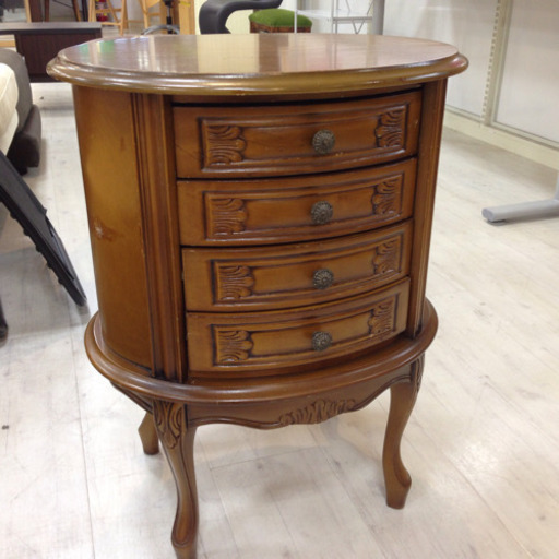 取りに来れる方限定！アンティーク風　猫脚電話台です！