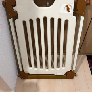 値下げ可能　ベビーゲートラブリーベビーズ2 ①
