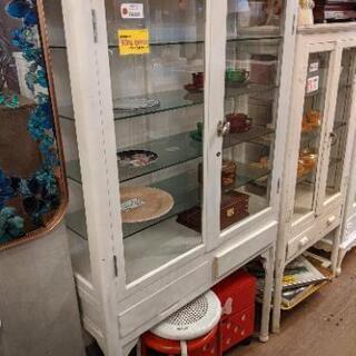 【売約済み】ドクターキャビネット　医療棚　ケビント　飾り棚　食器...