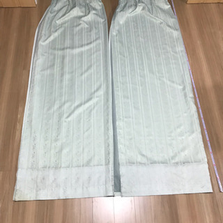 【中古】値下げ★ニトリ遮光カーテン 2枚組 幅100cm×丈20...
