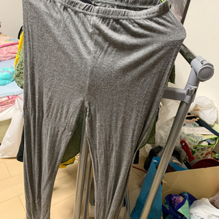 商談中　那覇市安謝　新品　パンツ三点　レギンス　XXLsizeの画像
