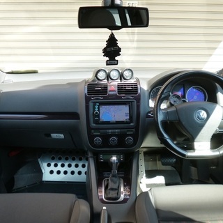 検査2年12月ゴルフ5GTi 改造多数/R32仕様/ロールバー/KW車高調/NEUSPEED Stage1?/WEDS19インチ/Voomeranマフラー/パドルシフト/メモリーナビの画像