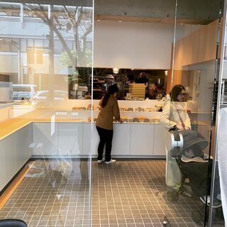 短期アルバイト募集！可愛いパン屋さんです。週払いも可☆の画像