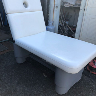 施術台　ベッド　エステ台　マッサージ台　