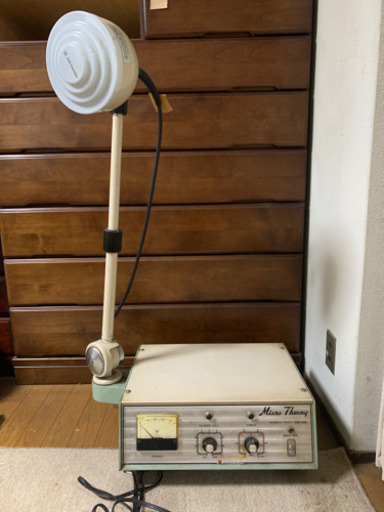 【お安くお譲りします】マイクロ波治療器③①