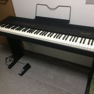 お家で楽しめる 電子ピアノ  色々な音が楽しめますよ！