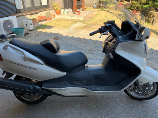 スカイウェイブ650