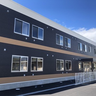 看護スタッフ（定員増員の為追加募集）（残業無し、定時帰宅可能　・...