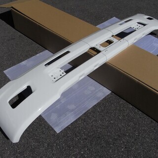 いすゞ　07フォワード　フルワイド　バンパー　新車外し純正品