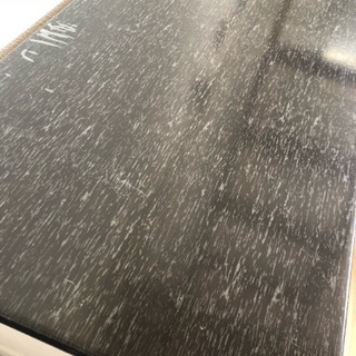 黒の衣装ケースの画像