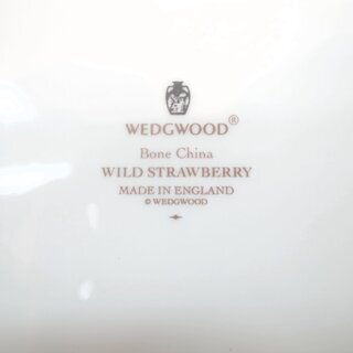 WEDGWOOD　ウェッジウッド　ワイルドストロベリー 20.5㎝ プレート 皿 【モノ市場 知立店 59】の画像