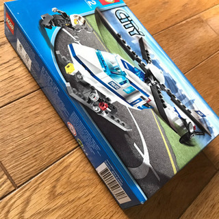 LEGO CITY 警察ヘリコプター　ミニフィギュア　レーシングカー
