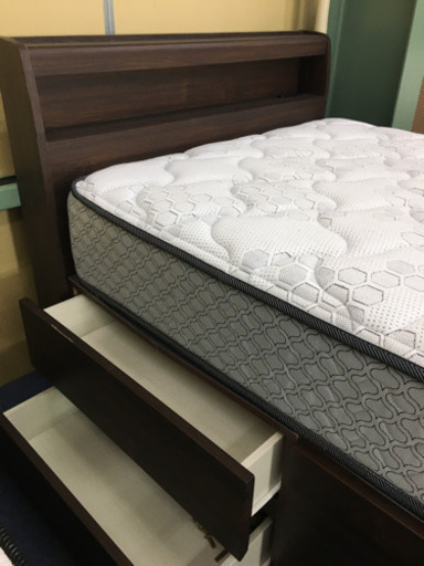 SC0184 【新生活応援セール】【美品】ニトリ宮付きシングルベッド　引き出し付き