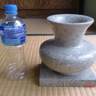 【2020/03/28値下げ】大理石の花瓶　その７　多分化石が入...