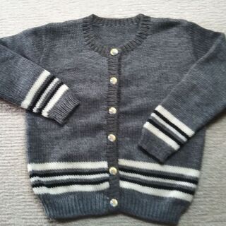 手編みカーディガン