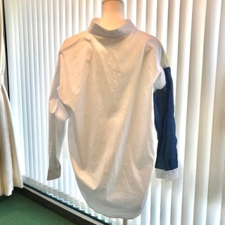シャツ　アシンメトリー　ユニセックス　オリジナルの画像