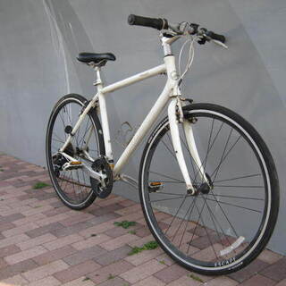 ☆高年式 Giant ジャイアント エスケープR3 新品部品で整備済み GIANT escape R3 整備済