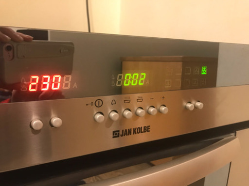 ドイツ製電気オーブン