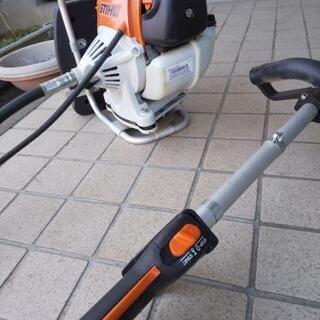 スチール肩掛け草刈り機の画像