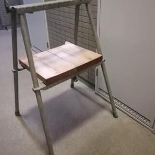 鉄製脚立 (棚)の画像