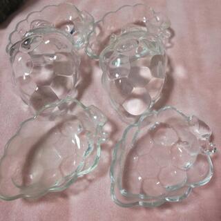 ぶどうの形のガラス皿【ジャンク品】の画像