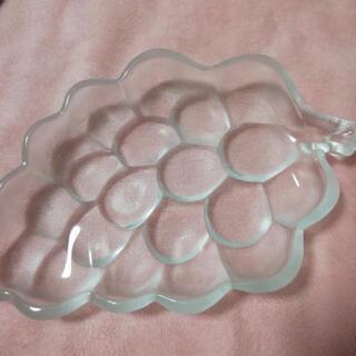 ぶどうの形のガラス皿（大）【ジャンク品】の画像
