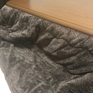 炬燵　(縦✖️横✖️高さ: 80✖️120✖️35)