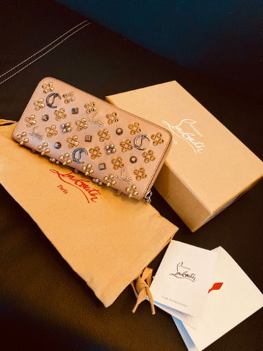 定価約11万　ルブタン　パネトーン　2年使用