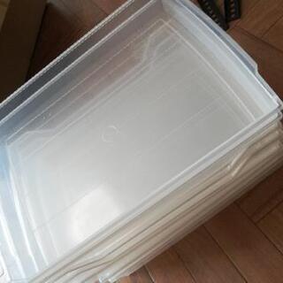無料　プラスチックトレー　書類ケース　セリアの画像