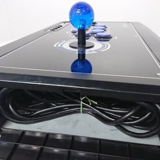 PS3/XBOX360/PC対応アーケードコントローラー Qanba Q4RAFの画像