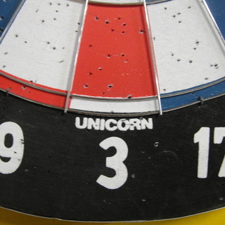 UNICORN ユニコーン ダーツボード＆ダーツセット ハードダーツ スティール・ティップ・ダーツの画像