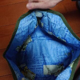 ゴブラン織りのトートの画像