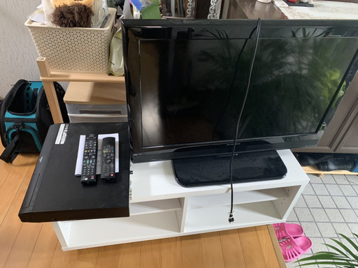 32型液晶テレビ・BDレコーダー・テレビラック