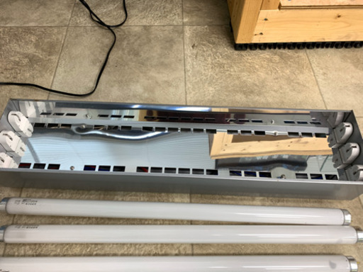 テクニカ　インバーターライト60 3灯式　中古