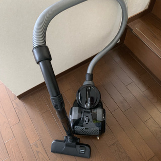 サイクロン掃除機（動作確認済）パック不要 クリーナーの画像