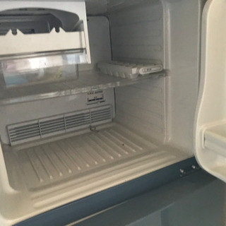 シャープ冷蔵庫。動作確認済み。さしあげます
