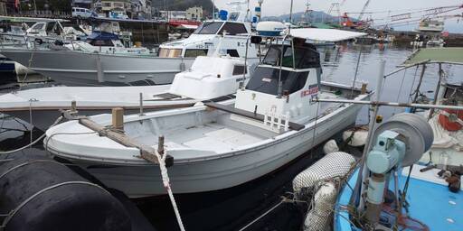 海上係留場所付き！　中古艇　ヤンマーとびうおＤE24ＤZ　６５馬力、平成元年式