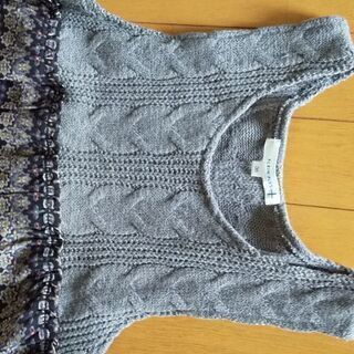 ニットベストワンピースの画像