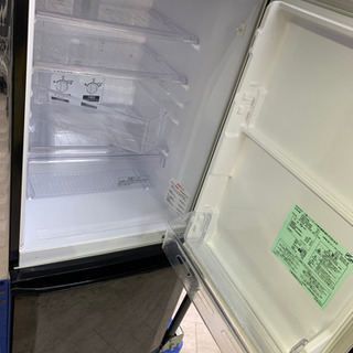 三菱の冷蔵庫の画像