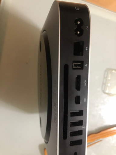 Apple mac mini MC270J/A