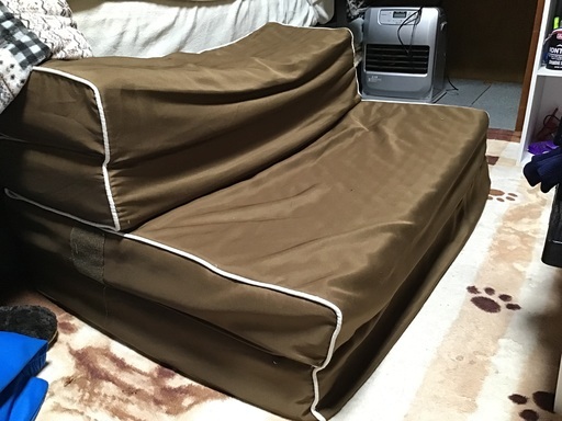 中古品　ソファーベッド　ヘタレあり
