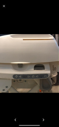 コンビ　電動ハイローチェア