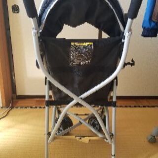 中古ベビーバギー