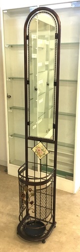 ＜良品＞アンティーク調・ミラー付き傘立て