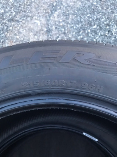 値下げ！トヨタ　CHR新車外しのタイヤ